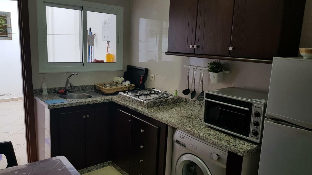 Appartement Au Centre De Martil Exterior photo